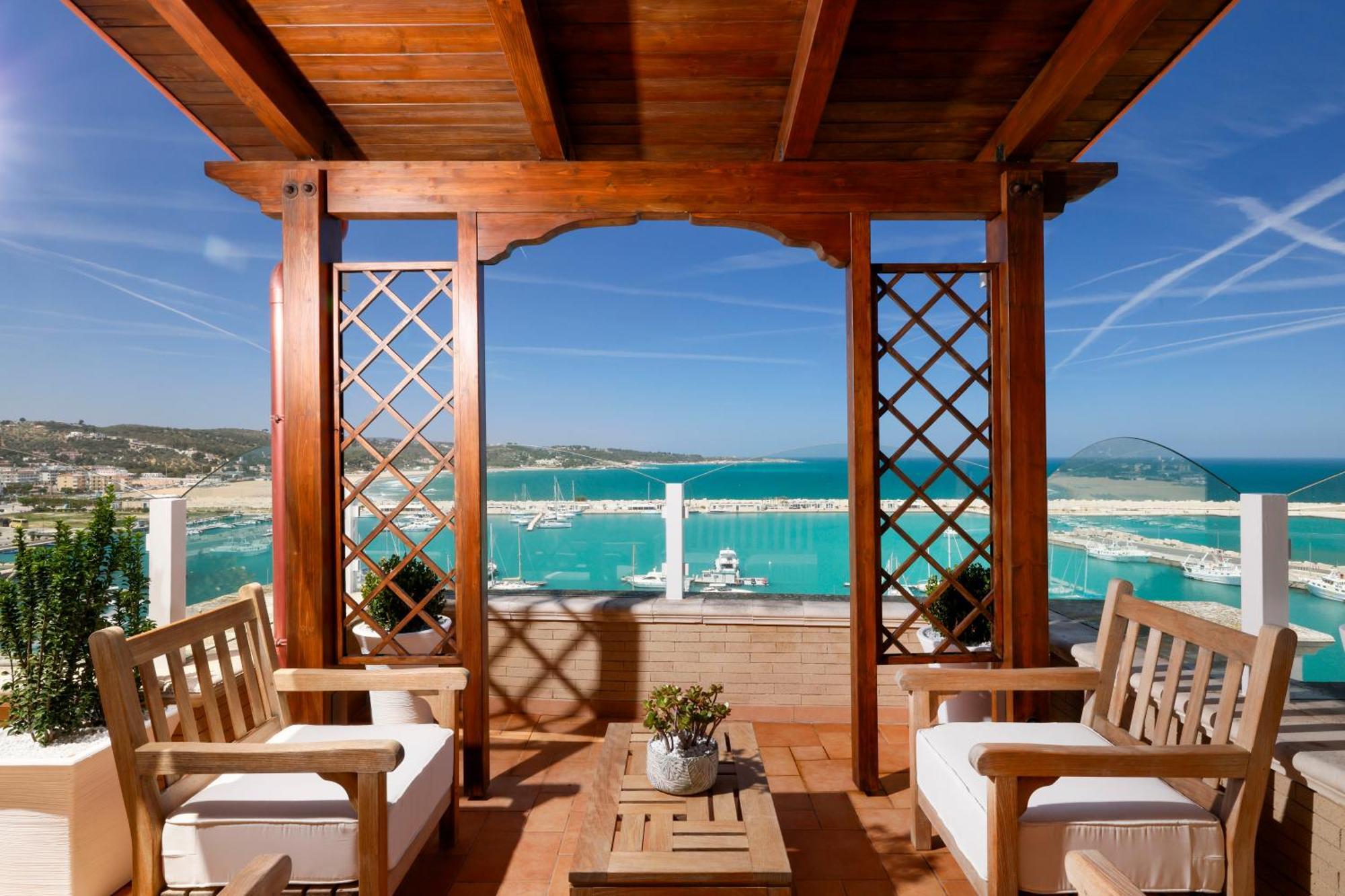 L'Attico Sul Mare - Exclusive Penthouse, Vieste Camera foto